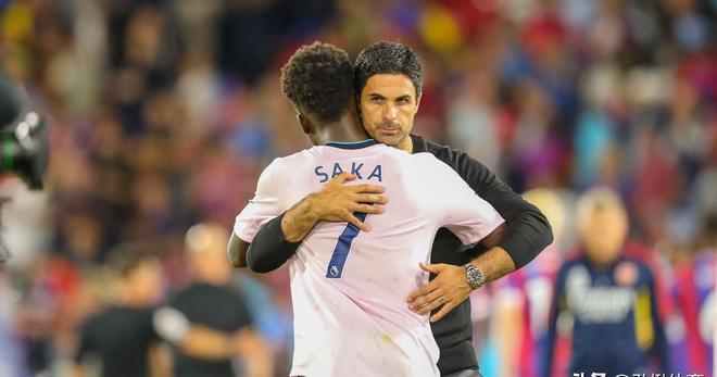 在球队中发 在球队中发