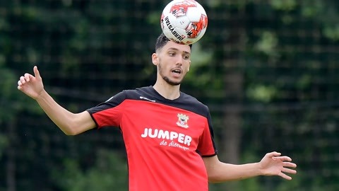 需培养球员 需培养球员