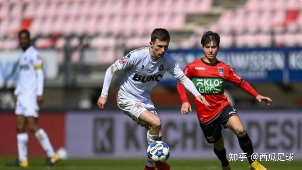 的包抄点 的包抄点