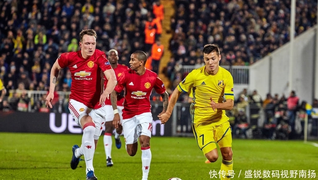 保罗否认曾 保罗否认曾