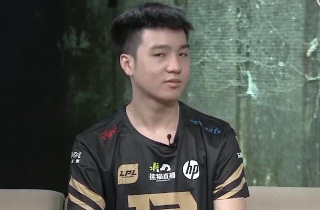 Vitality 在 IEM 科隆 2025 中轻松获得季后赛名额